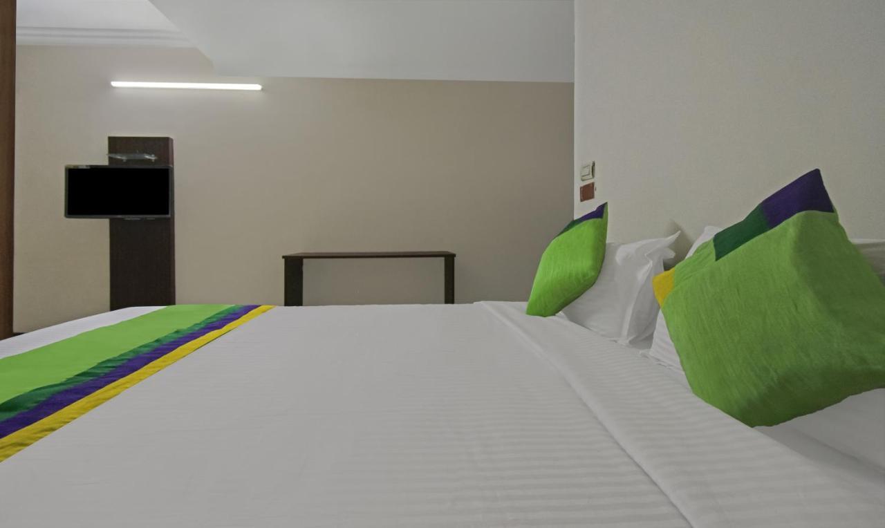Treebo Samhaar Residency Thoraipakkam Hotell Chennai Eksteriør bilde